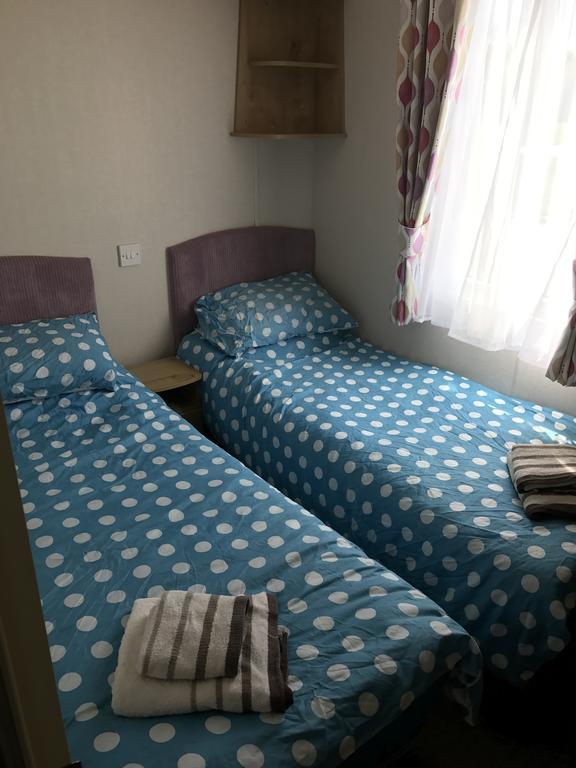 Ladyevelyn Hotel New Quay Екстериор снимка